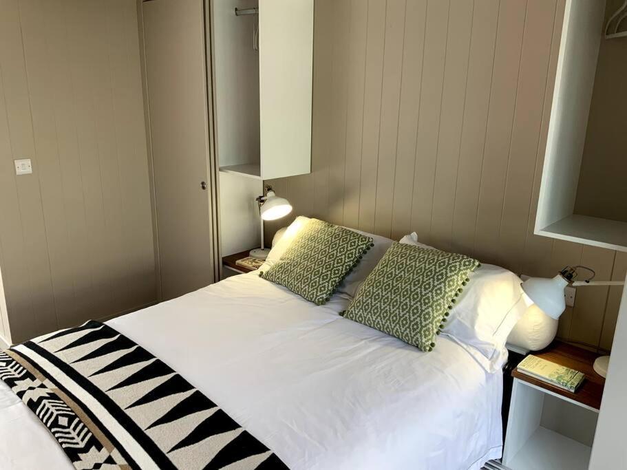 Cabin Retreat In The Heart Of Warwick. وارويك المظهر الخارجي الصورة