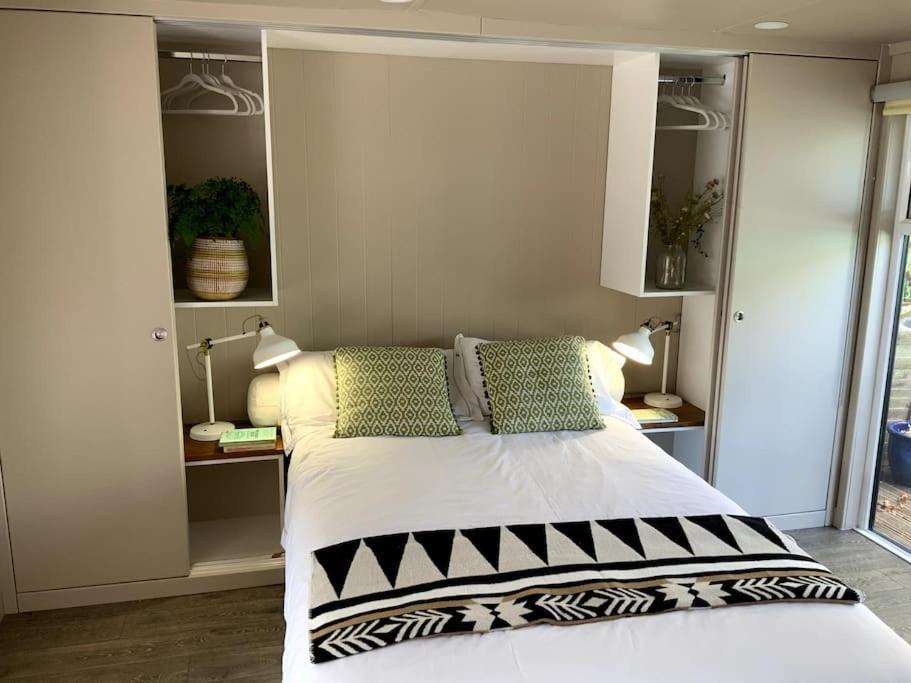 Cabin Retreat In The Heart Of Warwick. وارويك المظهر الخارجي الصورة