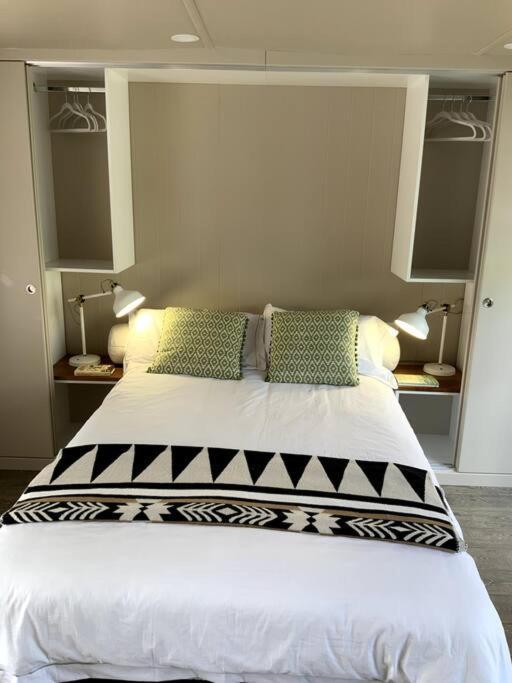 Cabin Retreat In The Heart Of Warwick. وارويك المظهر الخارجي الصورة