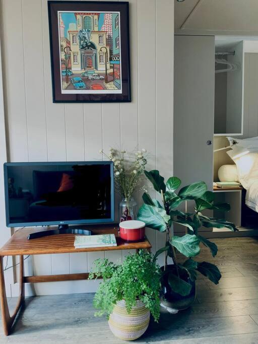 Cabin Retreat In The Heart Of Warwick. وارويك المظهر الخارجي الصورة
